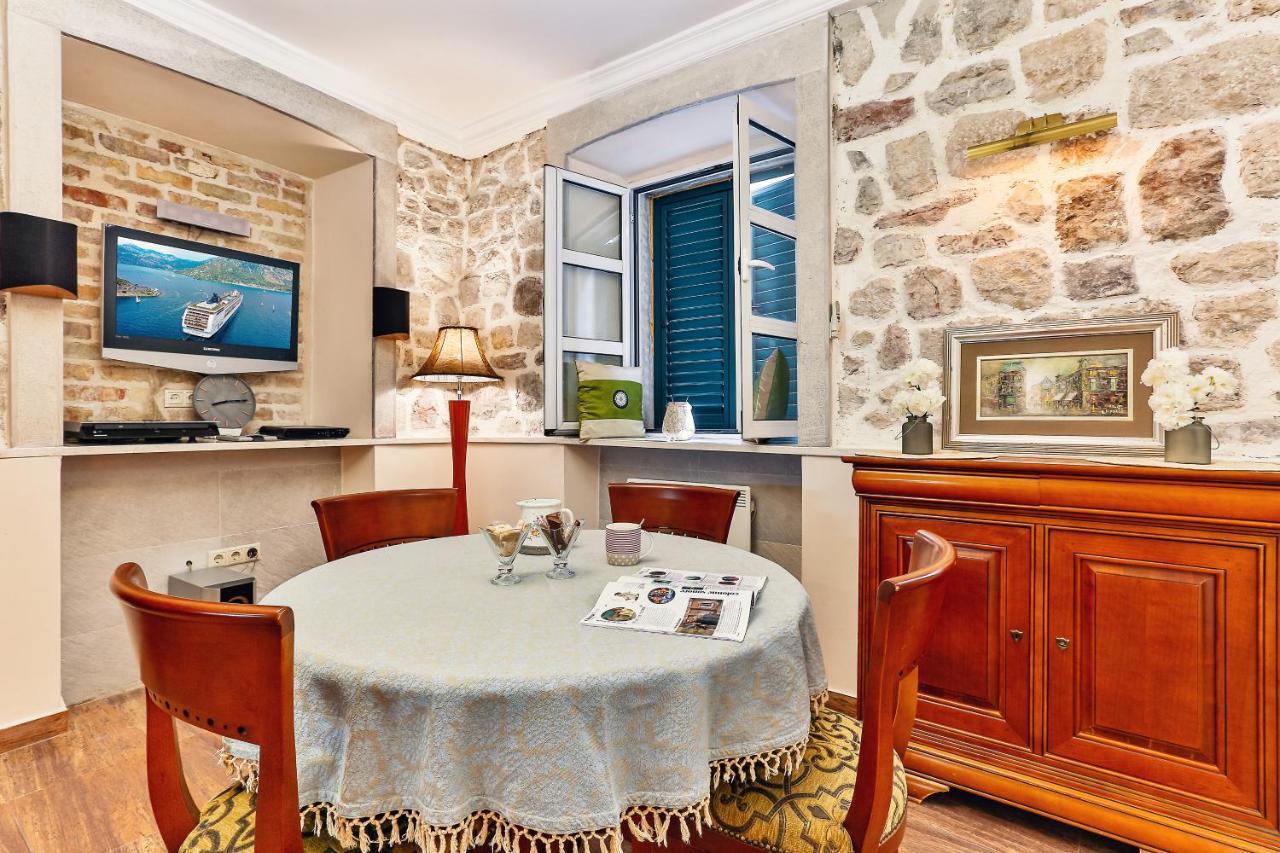 367 Apartment Kotor